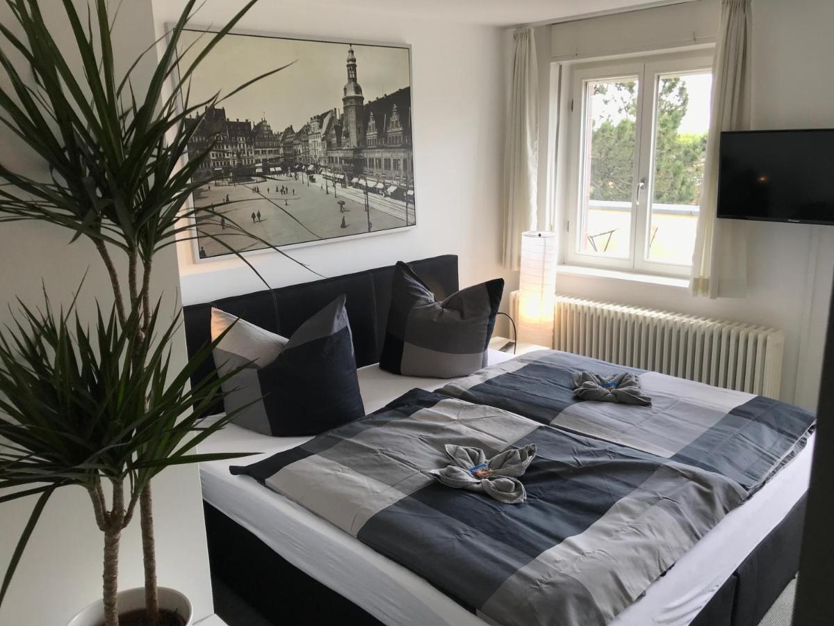 Ferienwohnungen Und Apartmenthaus Halle Saale - Villa Mathilda Bagian luar foto